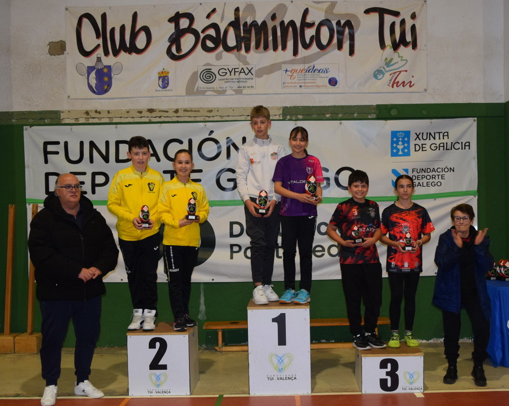 Bronce para &Aacute;lvaro Guadalupe y Vera Garc&iacute;a en el M&aacute;ster Territorial de Tui